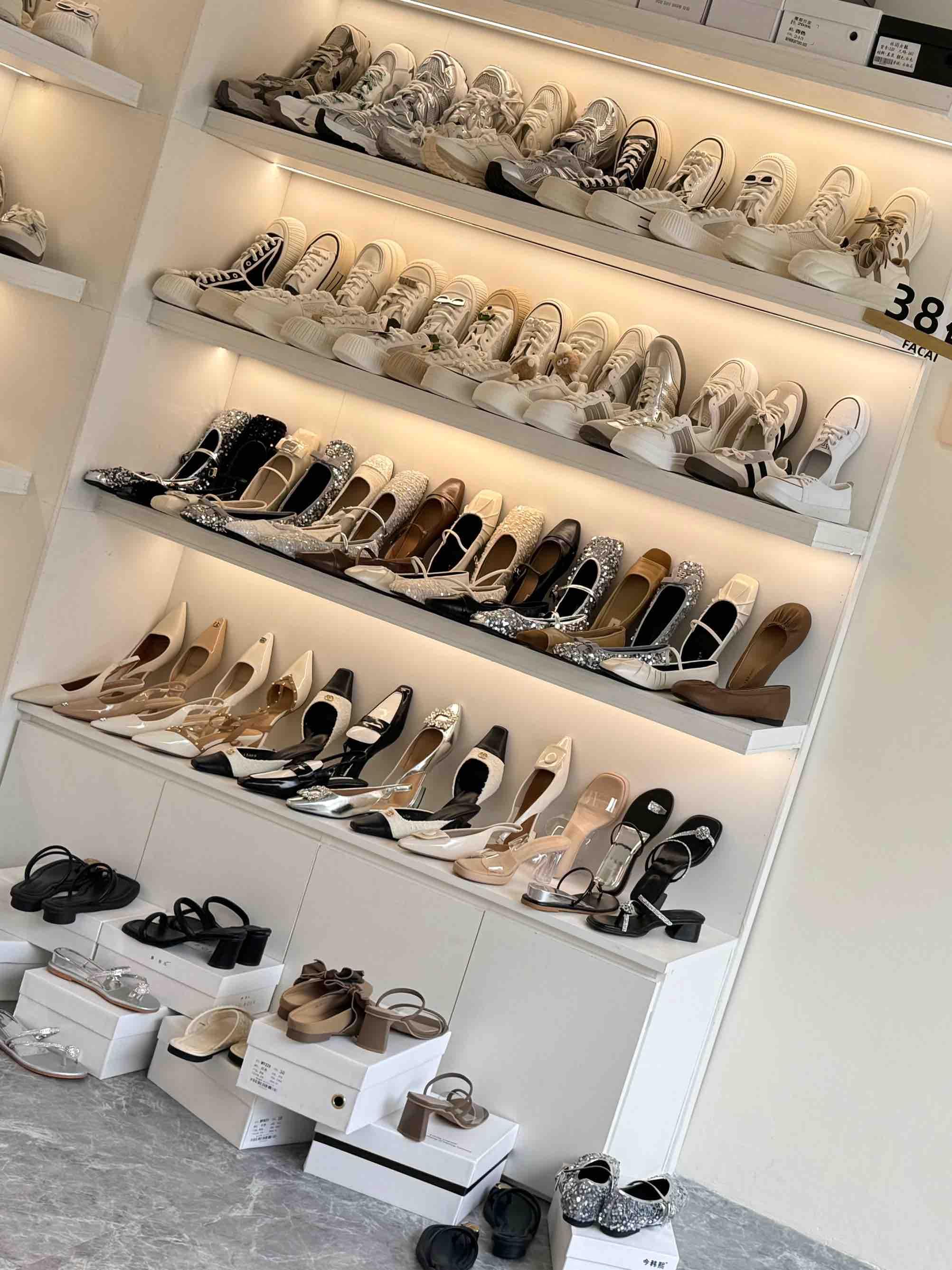 图片[10]-《0基础新手小白实体创业开自助鞋店，一年半变现七位数》